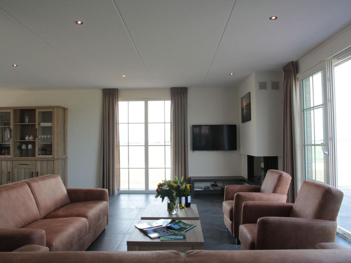 Beautiful And Spacious Villa With A Panoramic View Near The Beach Of Cadzand Exteriör bild