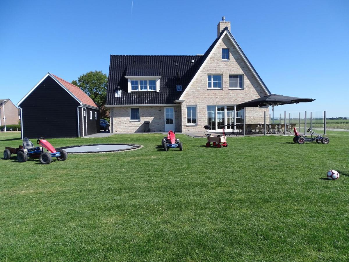 Beautiful And Spacious Villa With A Panoramic View Near The Beach Of Cadzand Exteriör bild