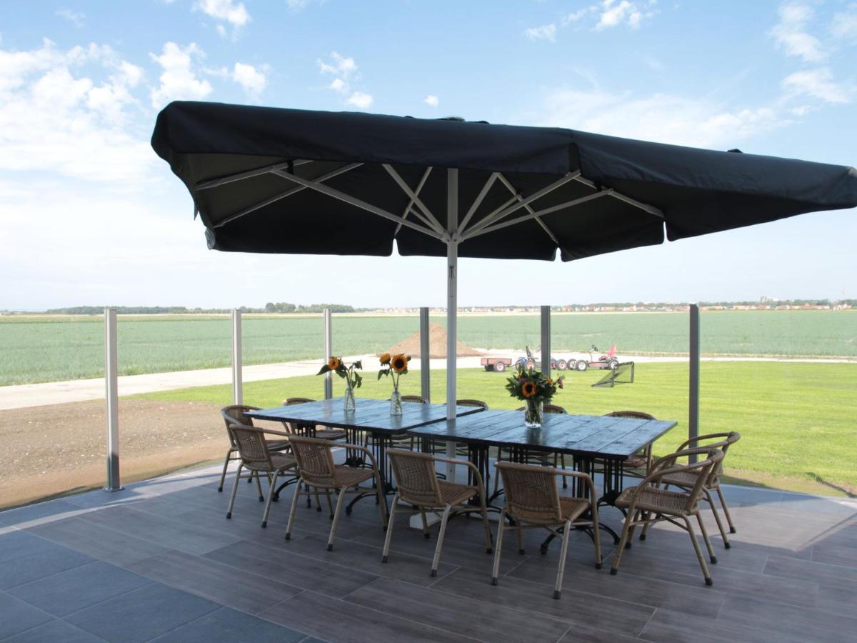 Beautiful And Spacious Villa With A Panoramic View Near The Beach Of Cadzand Exteriör bild