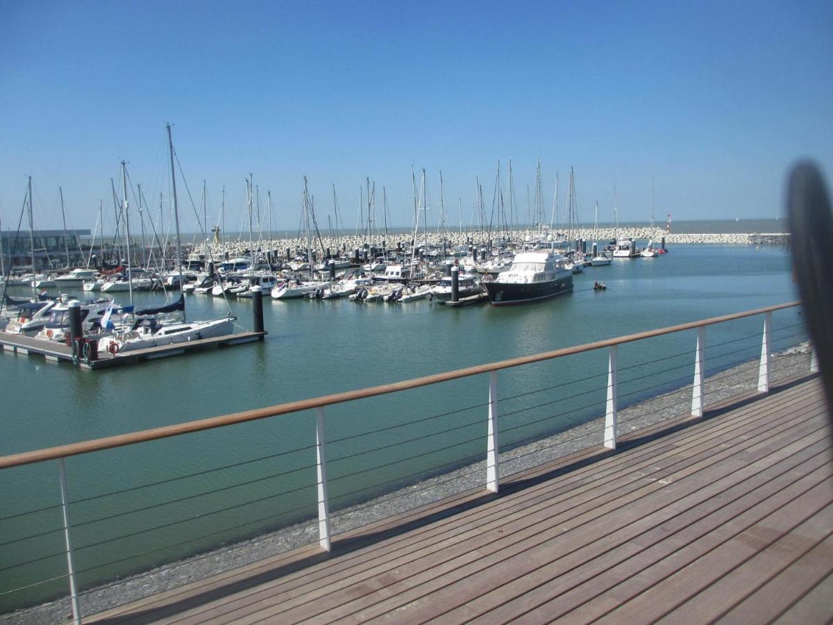 Beautiful And Spacious Villa With A Panoramic View Near The Beach Of Cadzand Exteriör bild