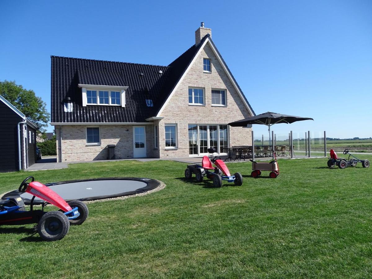 Beautiful And Spacious Villa With A Panoramic View Near The Beach Of Cadzand Exteriör bild