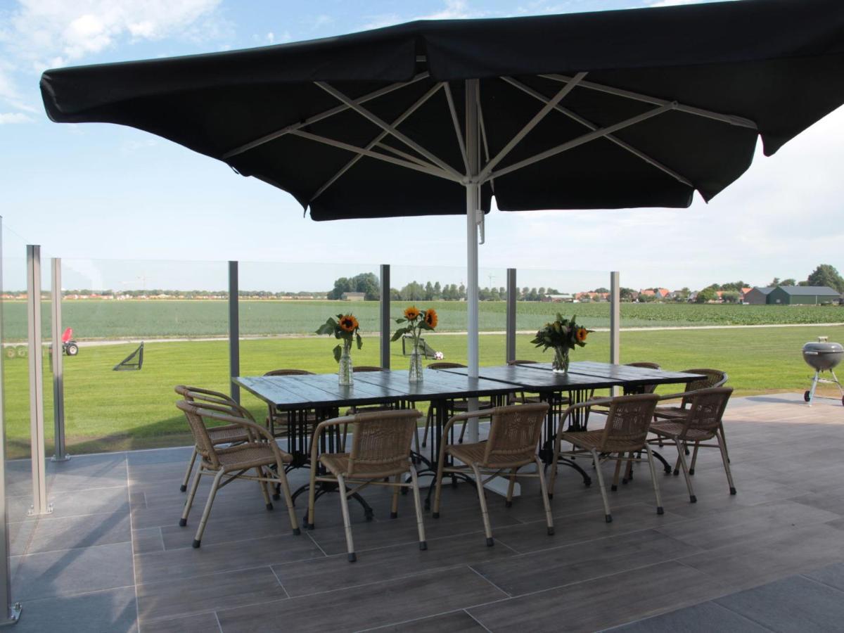 Beautiful And Spacious Villa With A Panoramic View Near The Beach Of Cadzand Exteriör bild
